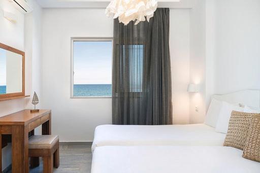 Tropicana Beach Resort Stalós Zewnętrze zdjęcie