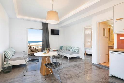 Tropicana Beach Resort Stalós Zewnętrze zdjęcie