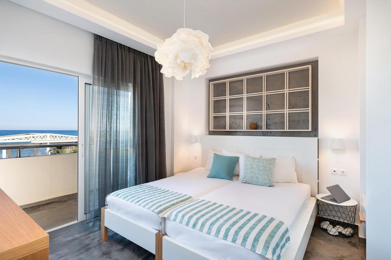 Tropicana Beach Resort Stalós Zewnętrze zdjęcie