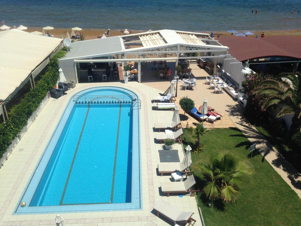Tropicana Beach Resort Stalós Zewnętrze zdjęcie